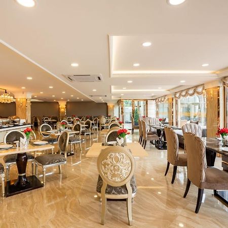 Lk Emerald Beach - Sha Extra Plus Pattaya Exterior photo The restaurant