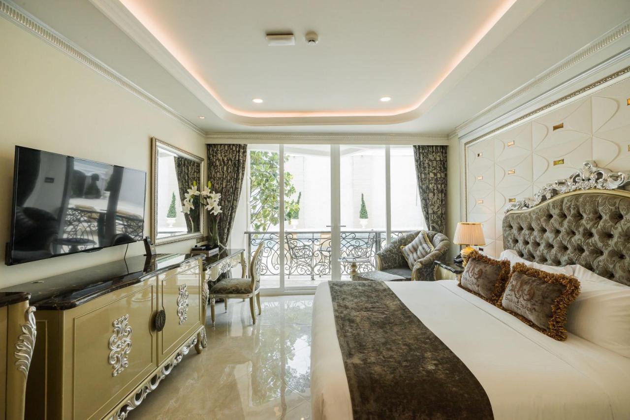 Lk Emerald Beach - Sha Extra Plus Pattaya Exterior photo A bedroom at the hotel