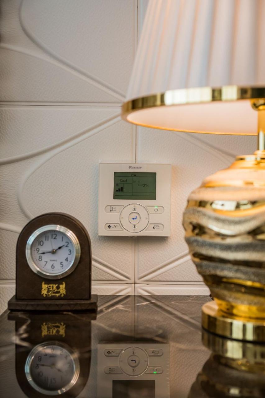 Lk Emerald Beach - Sha Extra Plus Pattaya Exterior photo A Honeywell Home Security System