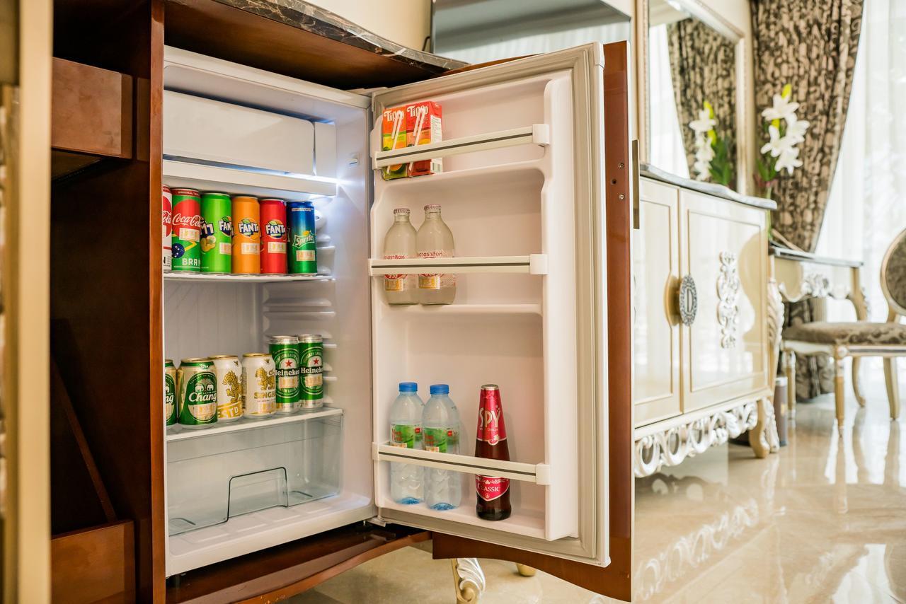 Lk Emerald Beach - Sha Extra Plus Pattaya Exterior photo A refrigerator