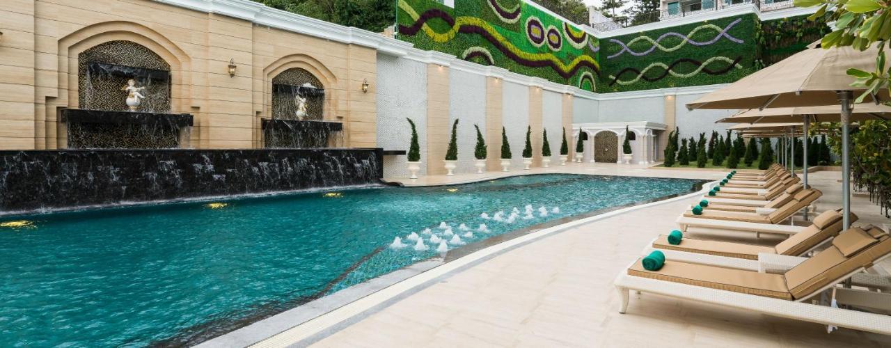 Lk Emerald Beach - Sha Extra Plus Pattaya Exterior photo The swimming pool at The Oberoi Mumbai
