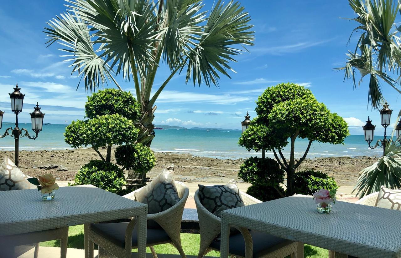 Lk Emerald Beach - Sha Extra Plus Pattaya Exterior photo View of the beach from the hotel