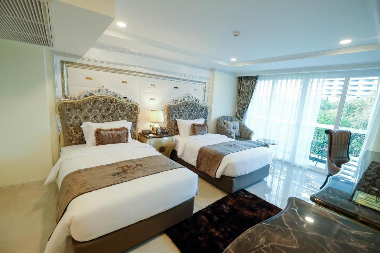 Lk Emerald Beach - Sha Extra Plus Pattaya Exterior photo Deluxe Room
